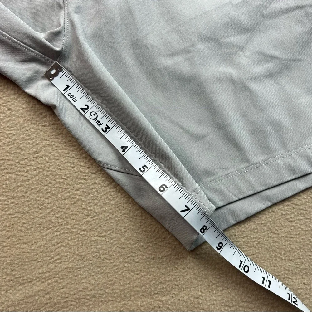 Lululemon Commission Classic Fit Shorts 7" Warpstreme Men's 30 Seal Gray EUC - Picture 3 of 8